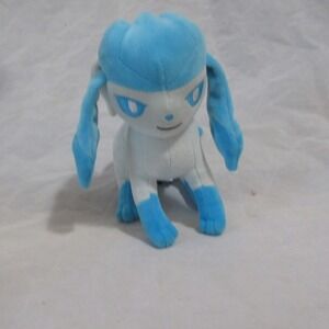 Pokemon Center Glaceon Plush 2018 Eevee Evolution Ice Type Blue 8" K2117